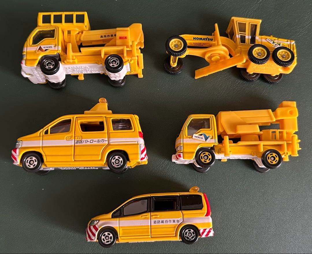 トミカ 高速道路NEXCO 5台セット - メルカリ