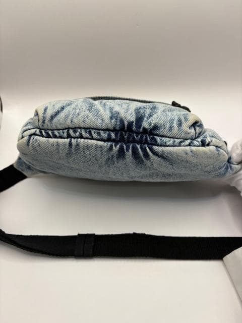 バレンシアガ エクスプローラー ベルトバック 755803 ボディバッグ デニム