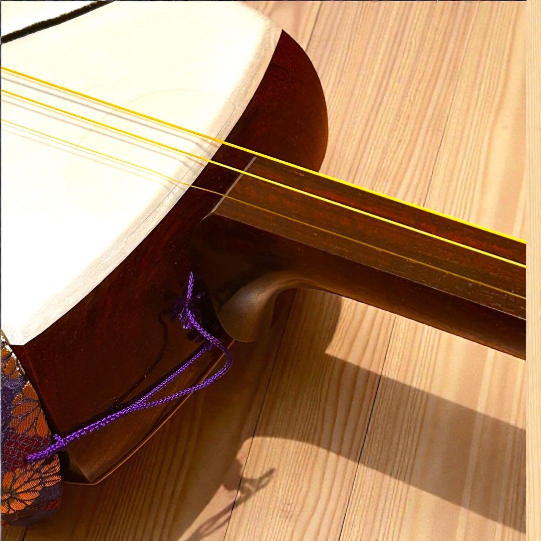 高級撥付き❣️重厚感✨ハードケース付き❣️長唄三味線 中棹 紅木