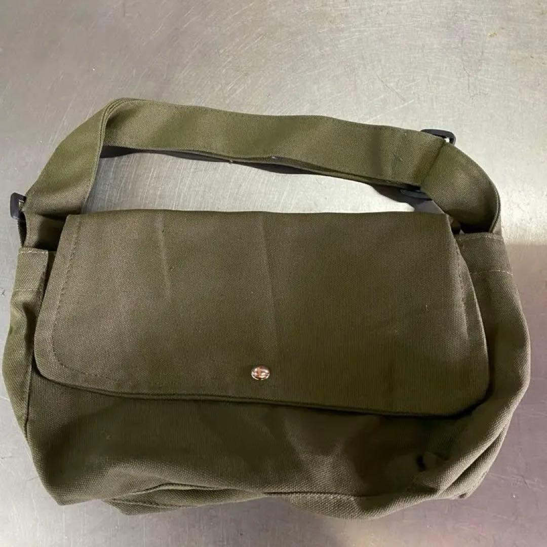 ニュースペーパーバッグ ミリタリー メッセンジャー カーキ 緑 新品