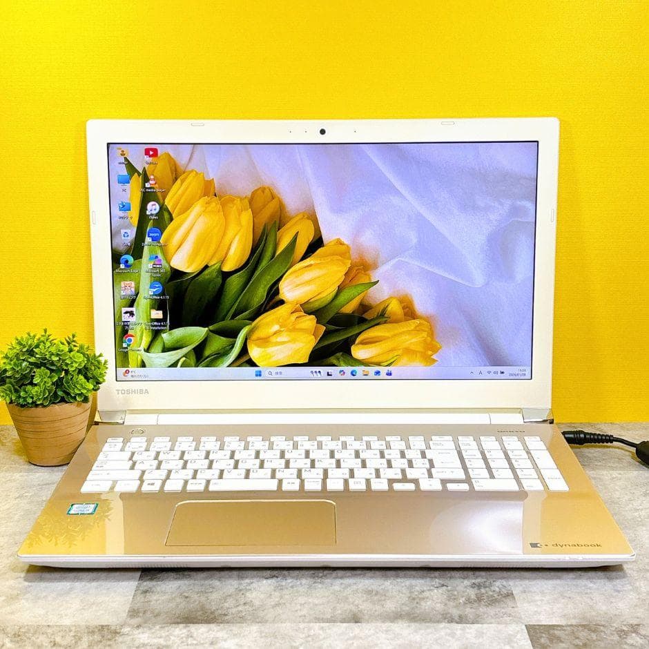 おしゃれなゴールド✨新品SSD搭載で快適✨カメラ付き 薄型 フルHD Win11 SSDで快適✨おしゃれゴールド❣ブルーレイ フルHD カメラ付 薄型 Win11