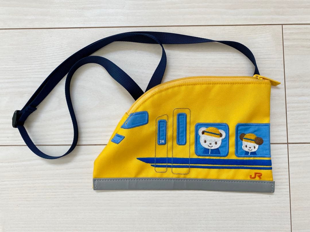 ファミリア　ドクターイエロー　サコッシュ　JR東海コラボ