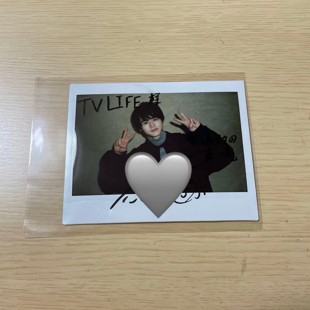 鈴鹿央士　サイン入りチェキ　TV LIFE ゆりあ先生の赤い糸 ゆりあ先生の赤い糸：キャラクターの魅力を探る | TikTok