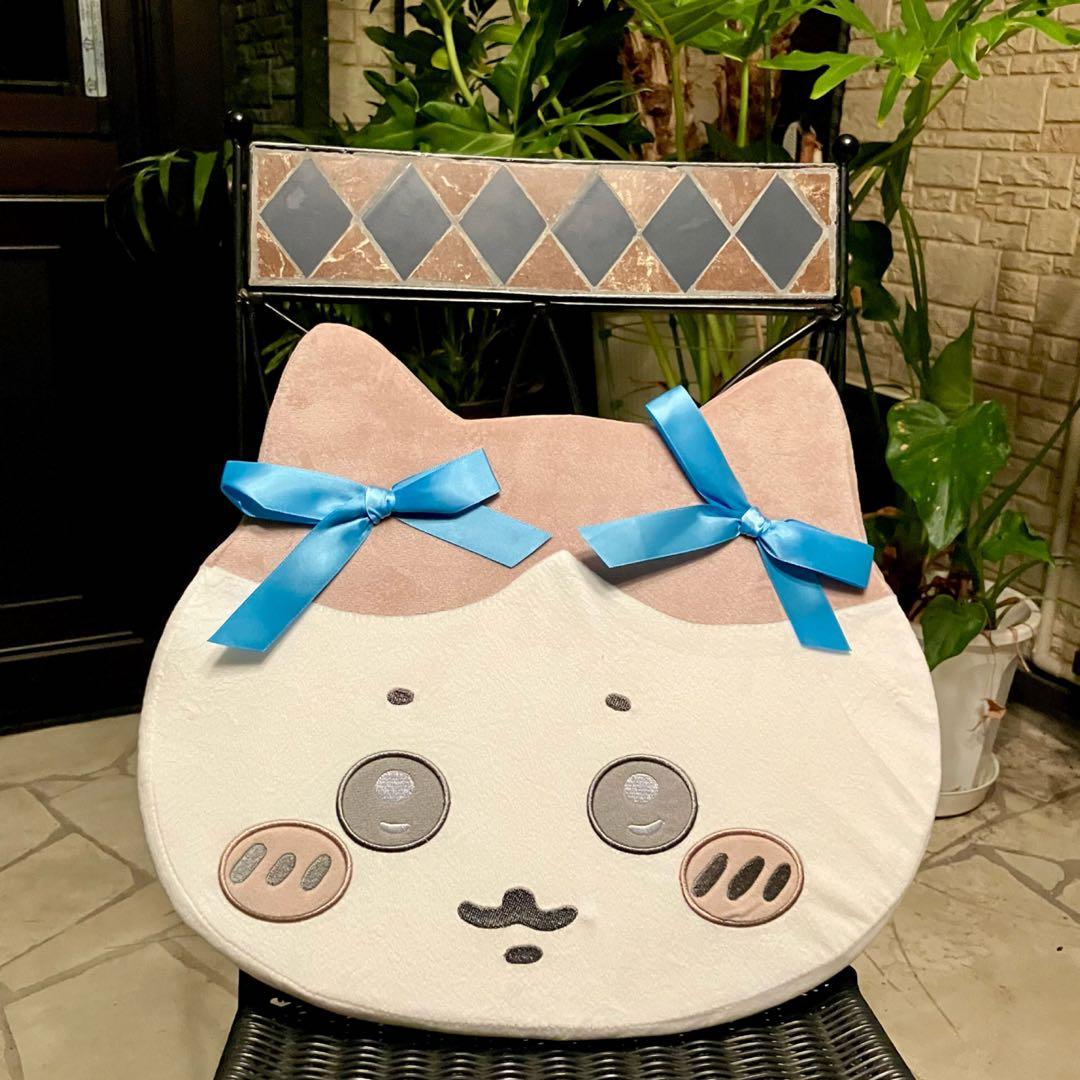ちいかわ 低反発クッションハチワレ リボン 新品BIG座布団にも