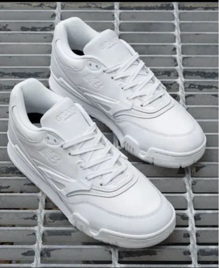 ニューバランス　ヌメリック　GRAND ホワイト　27.0 スケシュー