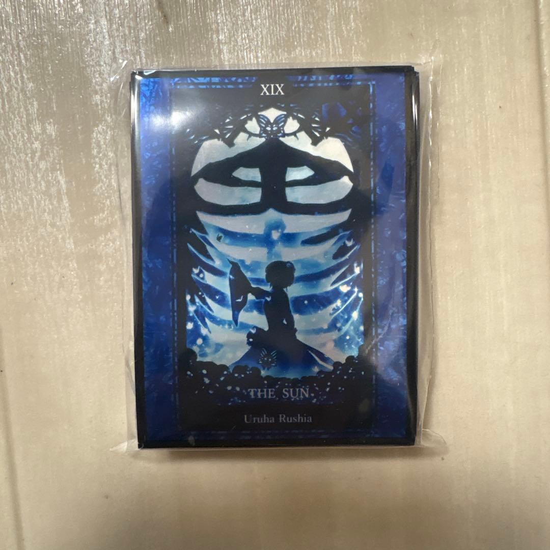 潤羽るしあ、沙花叉クロヱ、桐生ココ　タロットスリーブ Amazon.co.jp: ホロライブ 潤羽るしあ 制服 混沌の女神様 スリーブ