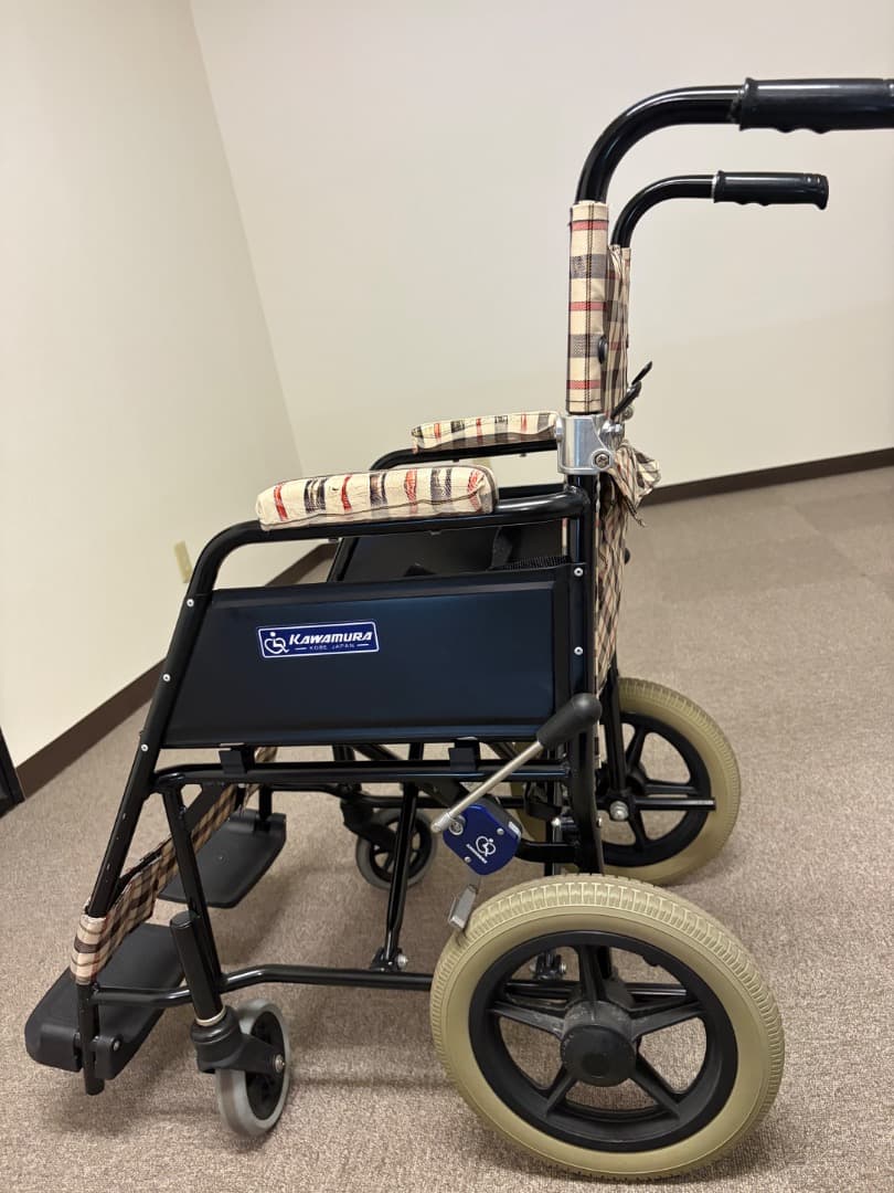 カワムラサイクル KLシリーズ KL12-40 　介助式　軽量車いす