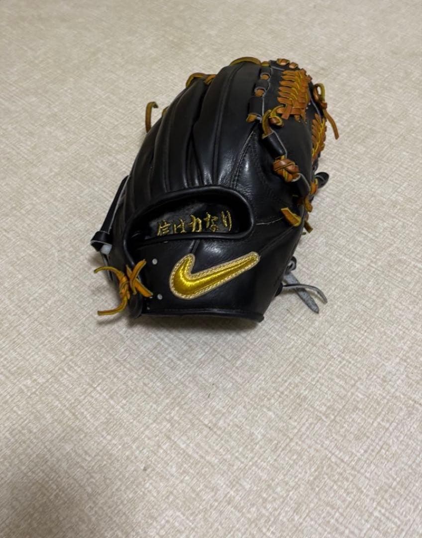 NIKE硬式内野手用グローブ