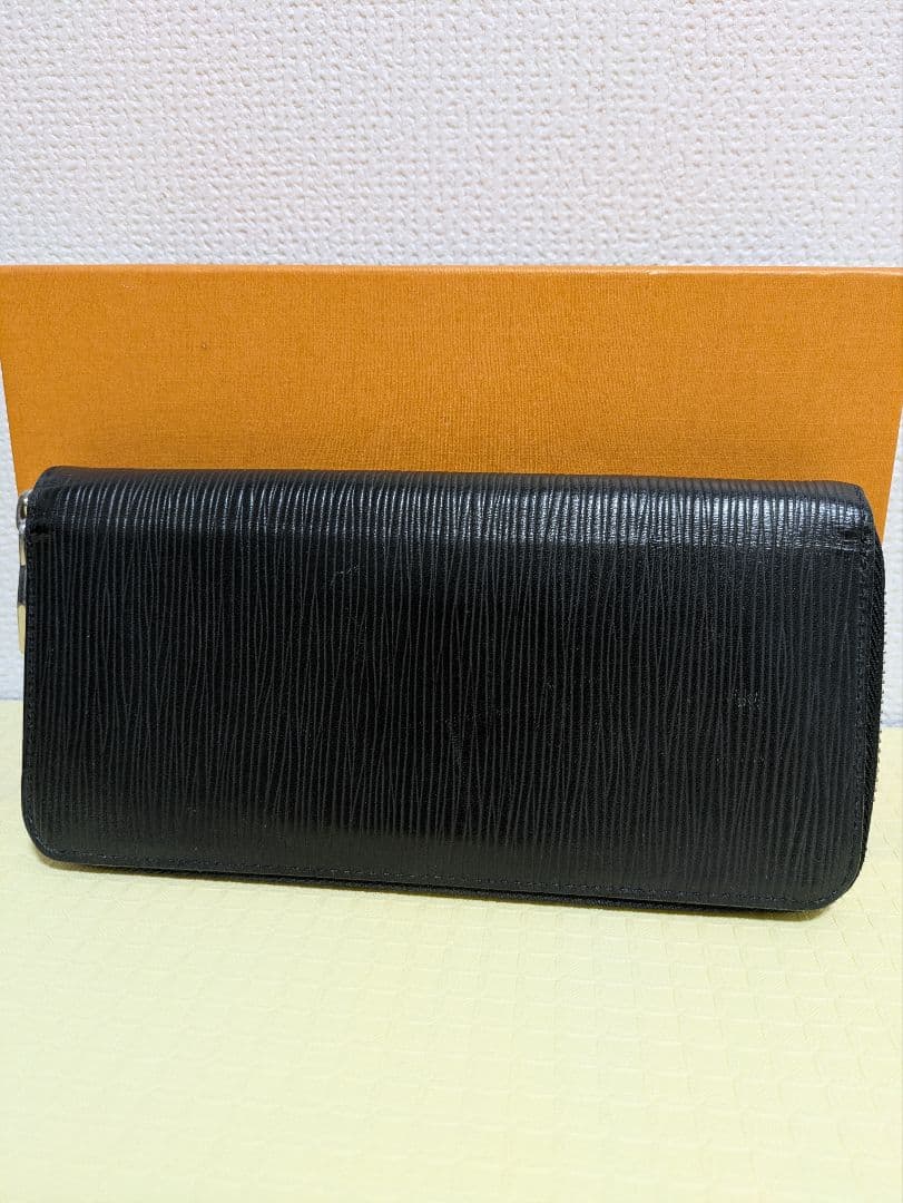 :確実本物:LouisVuittonエピ　ジッピーウォレット　ヴェルティカル LOUIS VUITTON ジッピー・ウォレット・ヴェルティカル エピ - メルカリ