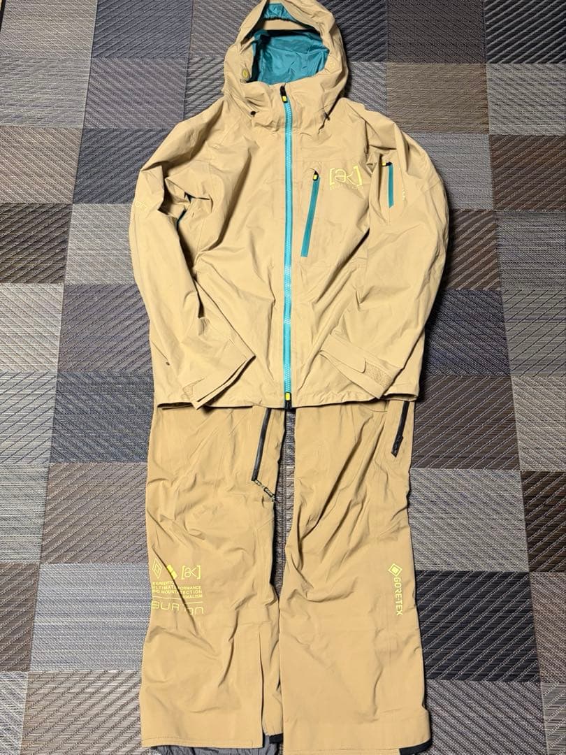 Burton ak GORE-TEX ジャケット+ビブパンツ