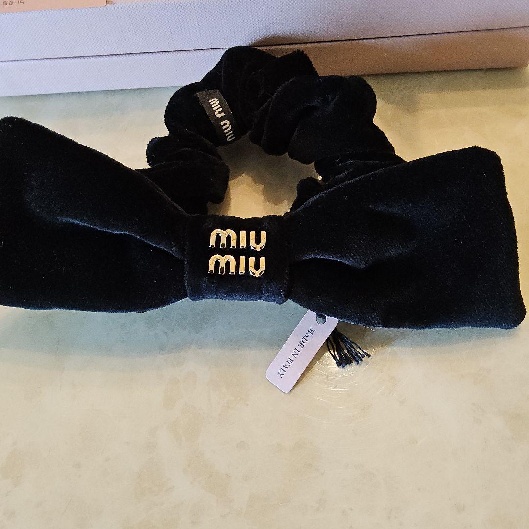 MIU MIU ミュウミュウ ベルベット リボン シュシュ - メルカリ