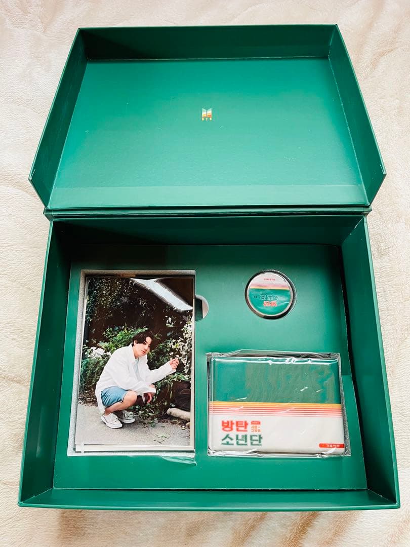 BTS 2022年コンサート DVD - メルカリ