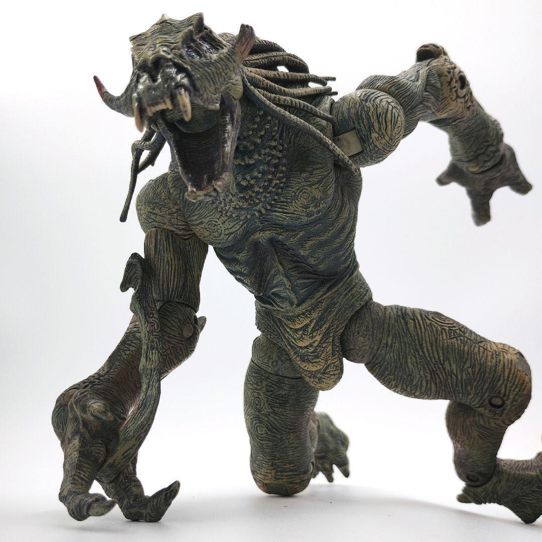 希少✨️Mezco Toyz ヘルボーイ サマエル フィギュア 入手困難 2026年最新】ヘルボーイ MEZCOの人気アイテム - メルカリ