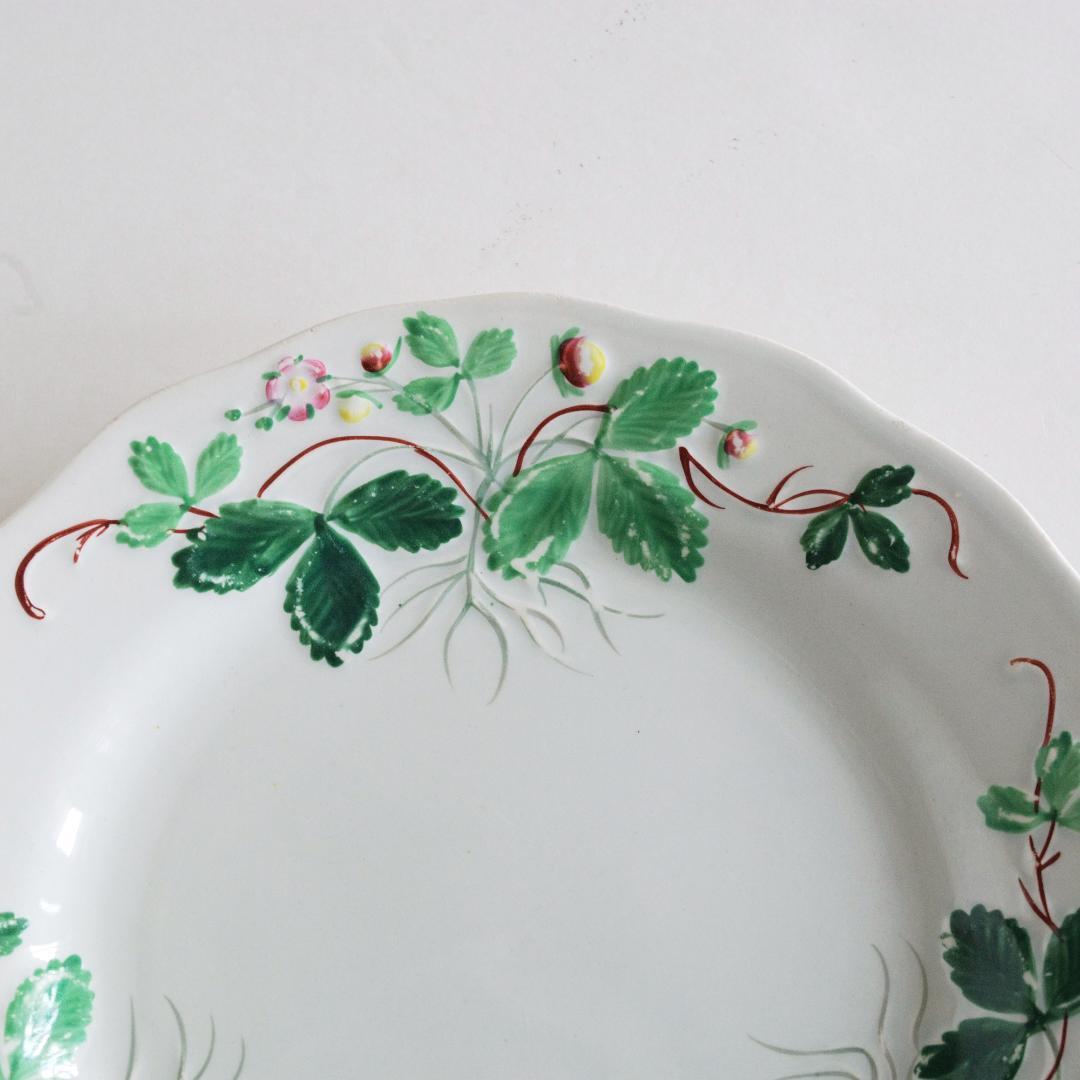 ジョルジュ・サンドのいちご皿 FRAISE クレイユモントロー E - メルカリ