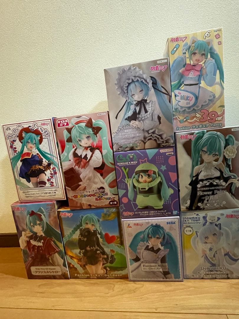 初音ミク　プライズ　フィギュア　10点　まとめ　ザク　ヴィンテージドール　チロル