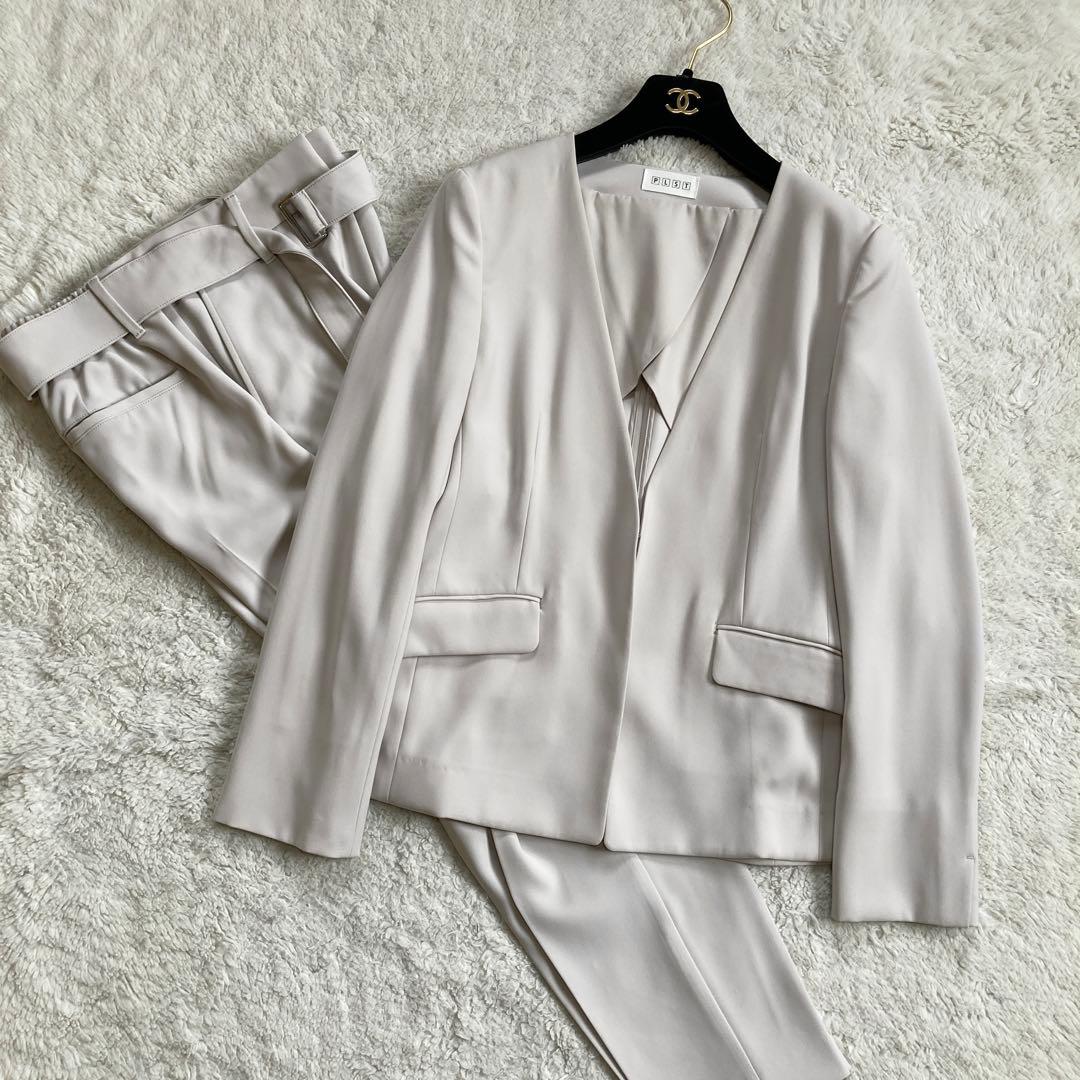 極美品✨PLST　スーツ　セットアップ　洗濯可　ストレッチ　ベージュ　サイズM