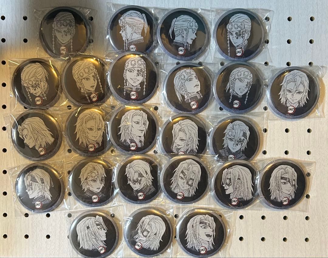 鬼滅の刃 ufotable 柱ダイニング お楽しみくじ 缶バッジ 宇髄天元 【鬼