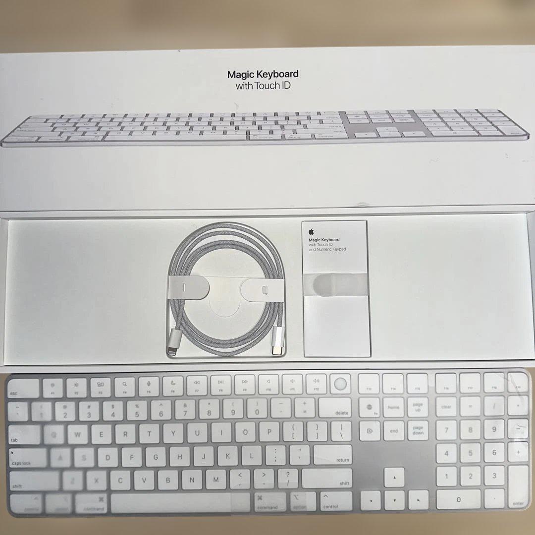 Magic Keyboard with Touch ID US配列 テンキー付き - メルカリ