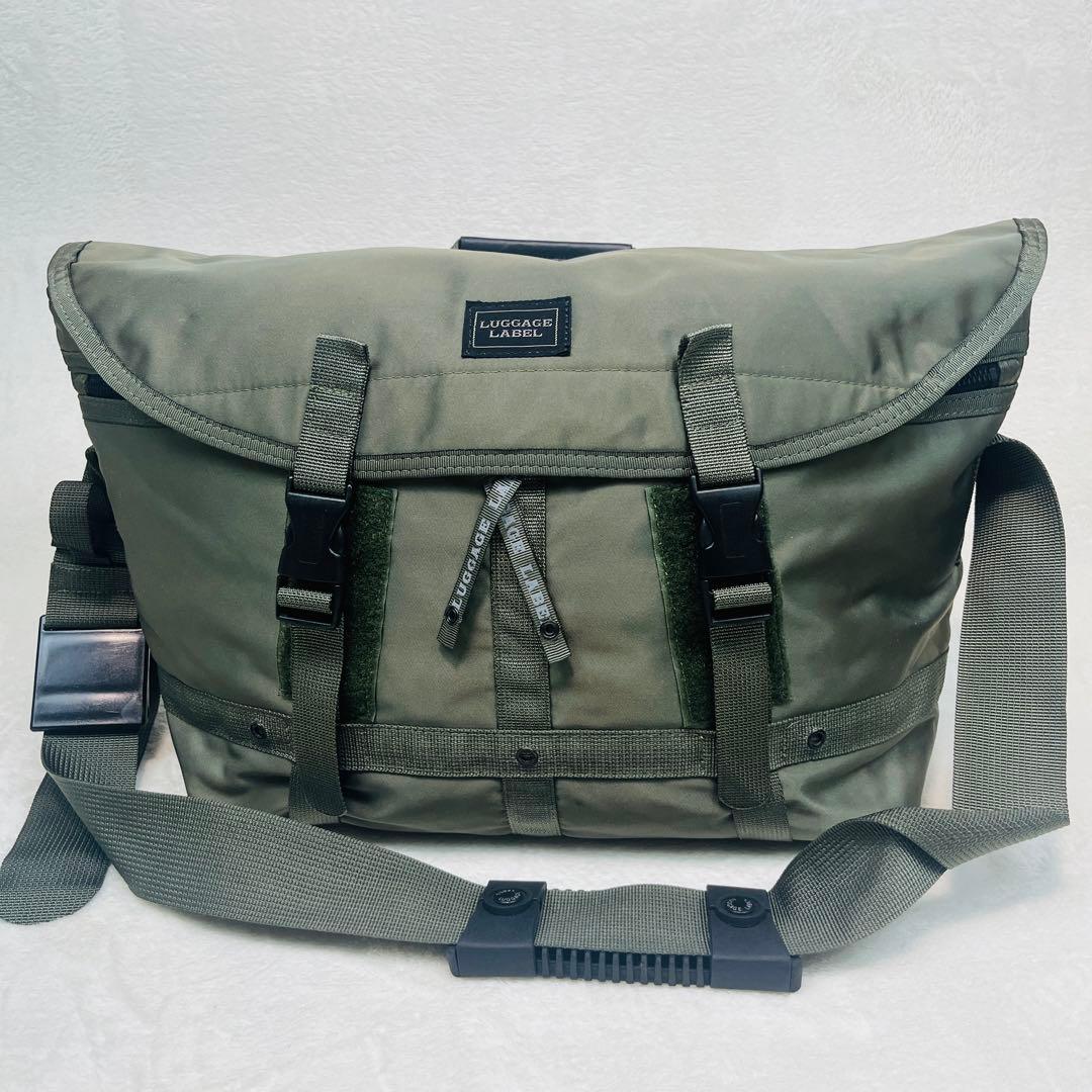 未使用に近い　Luggage Label オリーブグリーン メッセンジャーバッグ