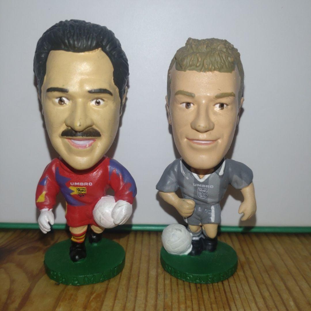 【レア】シアラー&シーマン イングランド代表 アウェイフィギュア2体セット 2025年11月2週目＞あみあみ秋葉原ラジオ会館店展示の様子をお届け！