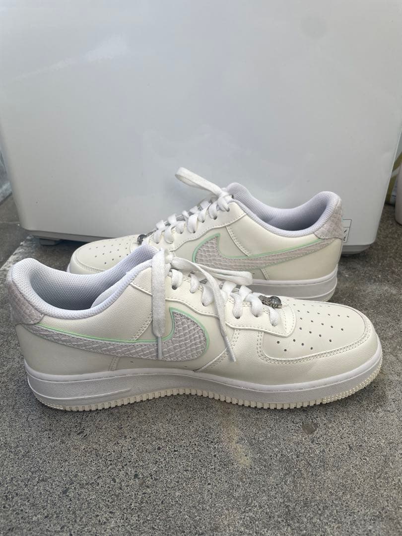 Nike Air Force 1(Year of the Dragon限定モデル