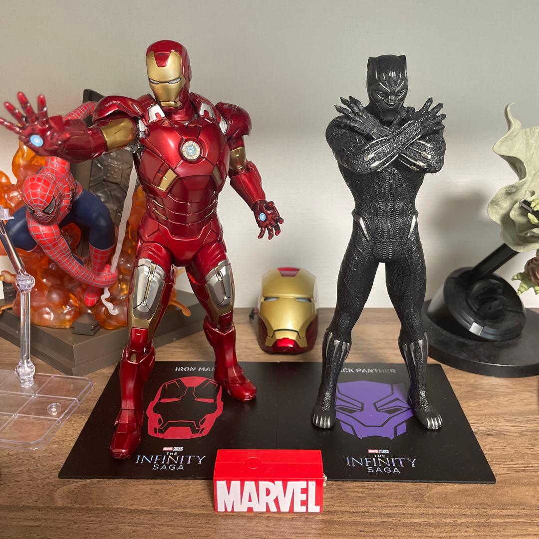 ハッピーくじ アイアンマン ブラックパンサー - メルカリ