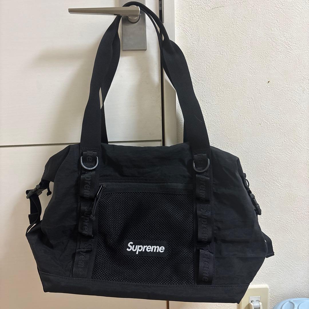 Supreme ブラック ボディバッグ メッシュポケット付き 2026年最新】supreme ボディバッグの人気アイテム - メルカリ