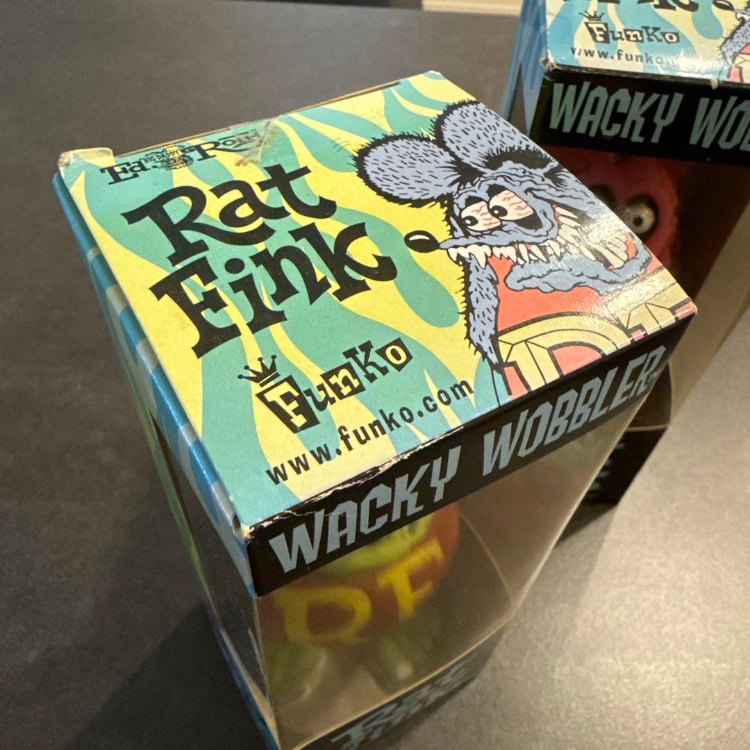 Rat Fink Wacky Wobbler フィギュア 2体セット ピンク 緑 - メルカリ