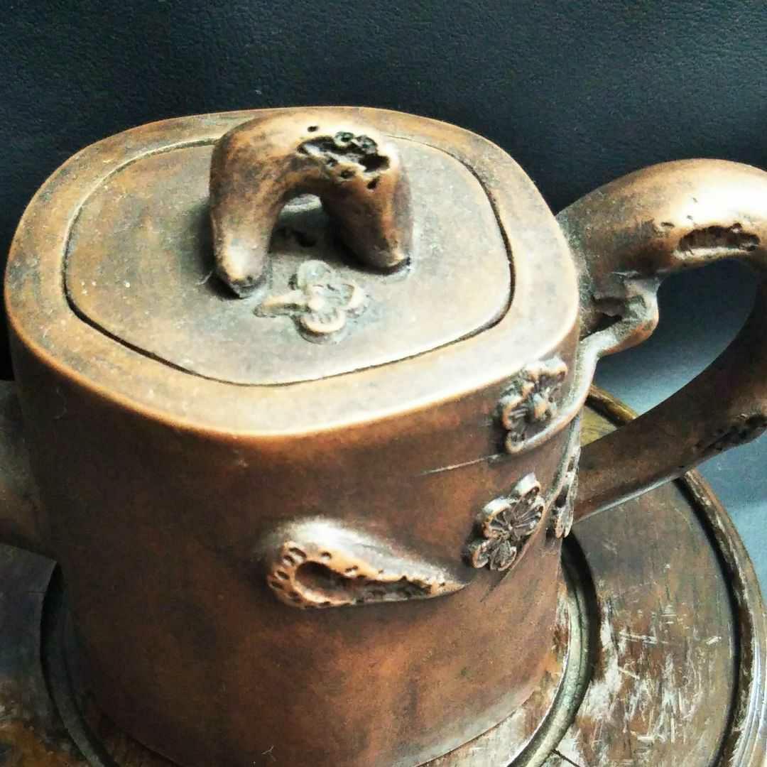 中国古美術/朱泥紫砂梅花紋茶壺/(底款:不明)