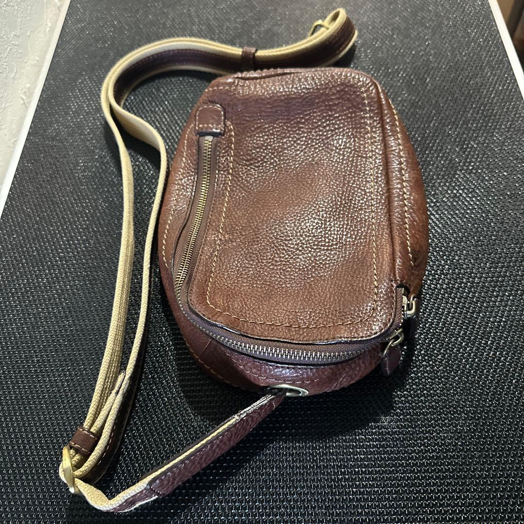 土屋鞄　ボディバッグ　レザー