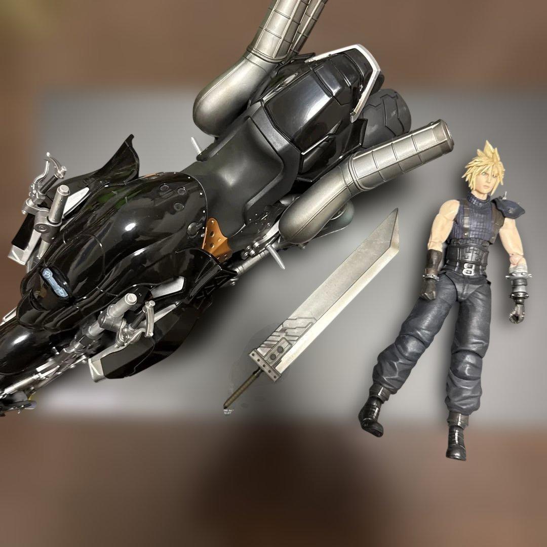 PLAY ARTS改 クラウド・ストライフ＆ハーディ=デイトナ 「フ…