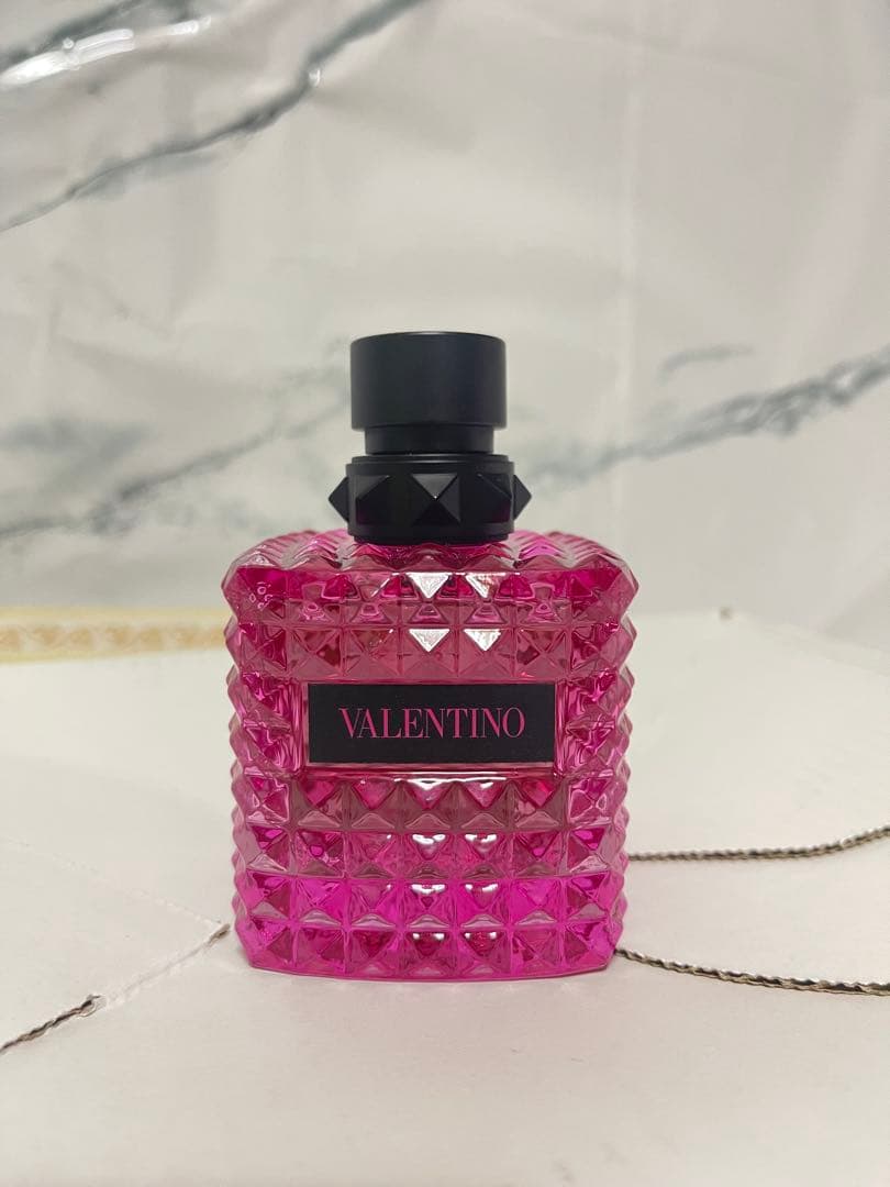 VALENTINO ピンク香水 ダイヤモンドカット 100ml