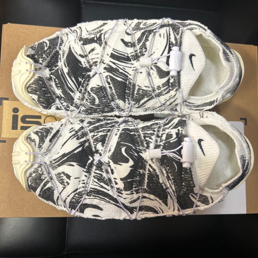 新品Nike ISPAマインドボディスニーカー