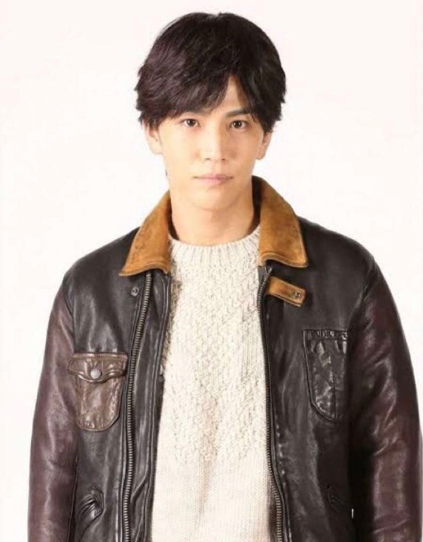 超美品／岩田剛典着用／Mサイズ／グラム glamb／レザージャケット／ライダース 岩田剛典氏着用】glamb [グラム] パーツごとに質感やカラーの異なる