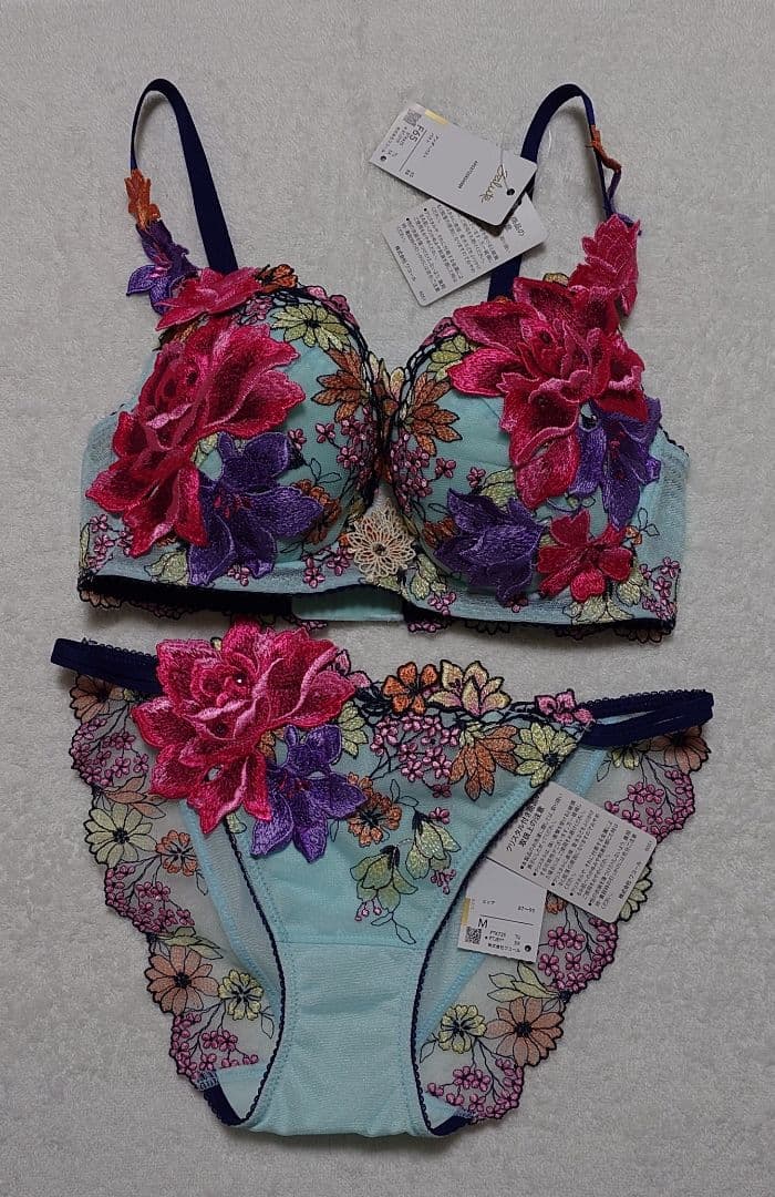 wacoal　Salut　25G　復刻版　TU　ワコール　サルート　F65　M