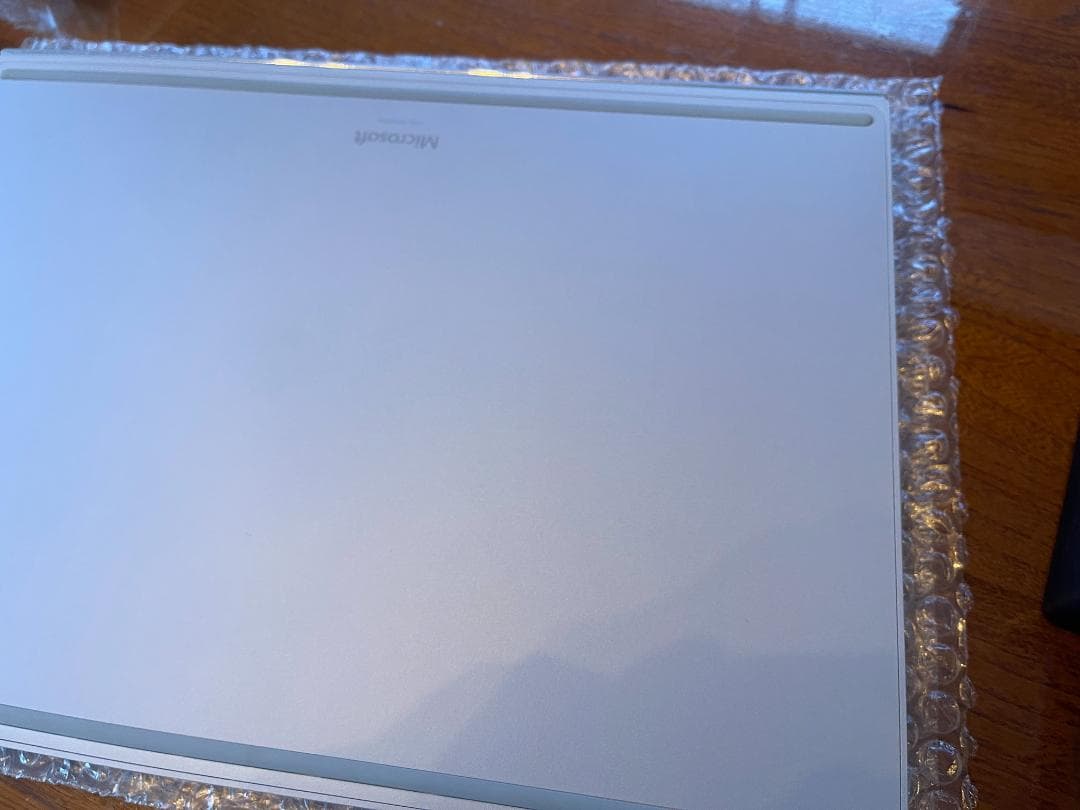 美品）Microsoft Surface Book 2 Ci5/8/128/13