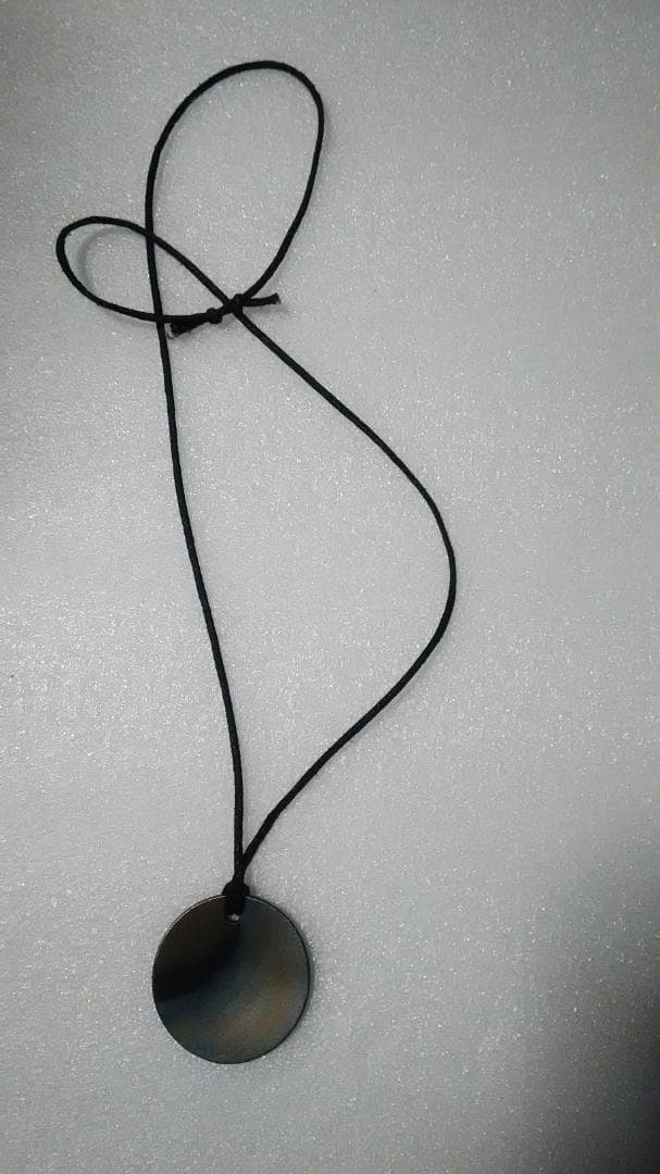 テスラ　大人用ペンダント 円形 Eclipse