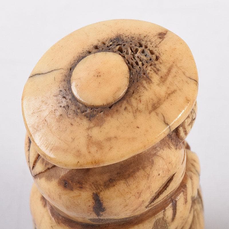 時代提げ物 獣骨彫刻 人物像 根付 N 8029 - メルカリ