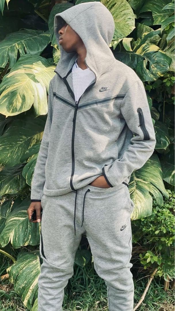 NIKE　ナイキテックフリース 上下Sサイズ　セットアップ