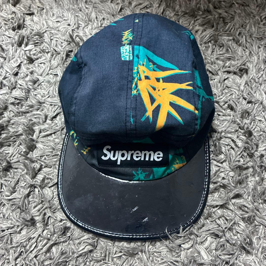 Supreme 花柄キャップ ネイビー - メルカリ