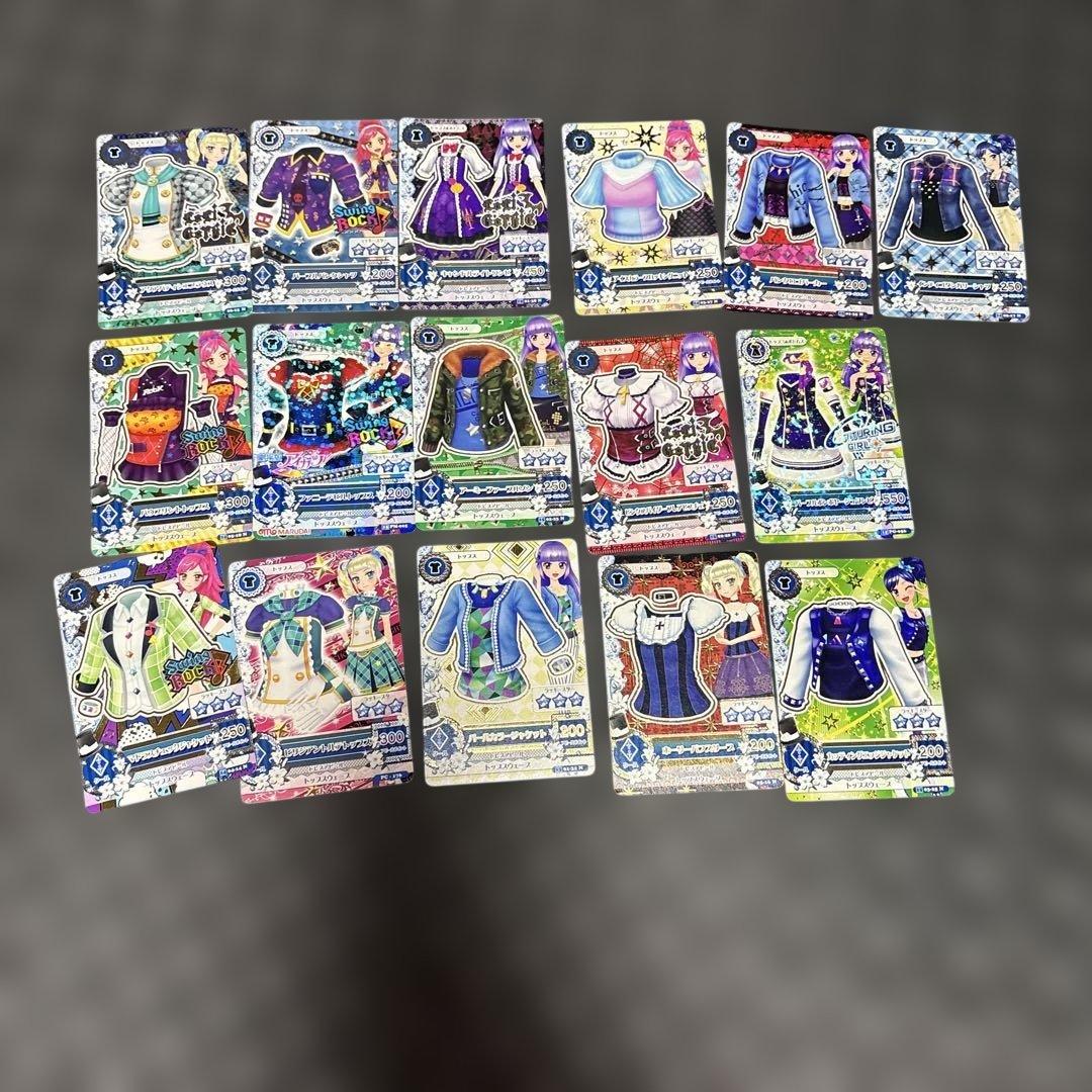 アイカツカードまとめ売り 約200枚ぐらい - メルカリ
