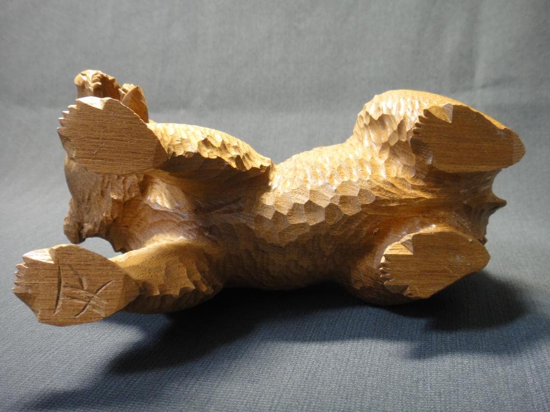 不藤清 作 怒り熊 槐 木彫り アイヌ彫刻 藤戸竹喜 に師事 - メルカリ