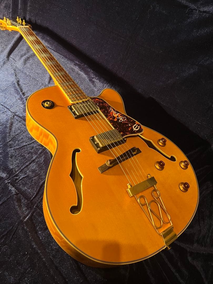 Epiphone Joe Pass Emperor Ⅱ エピフォン　エンペラー2