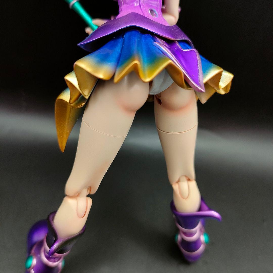 ブラック・マジシャン・ガール クロスフレーム 遊戯王 初期師匠 - メルカリ