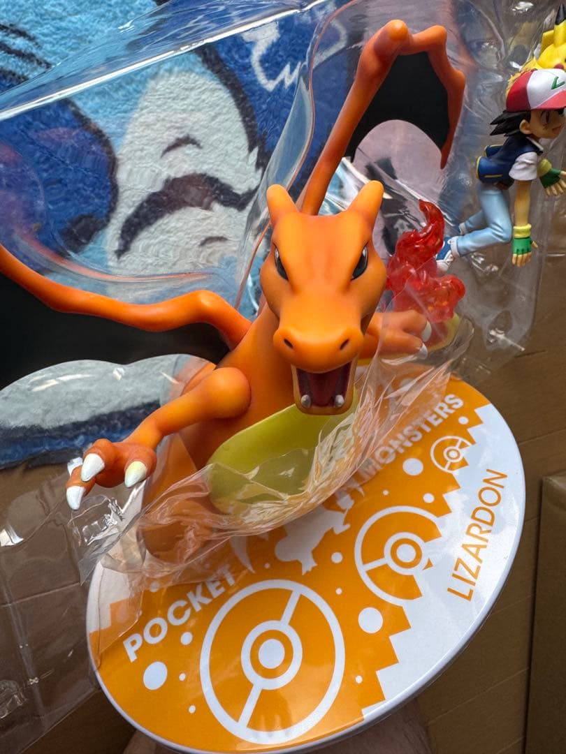 ジェムシリーズ ポケモン サトシ ピカチュウ リザードン フィギュア