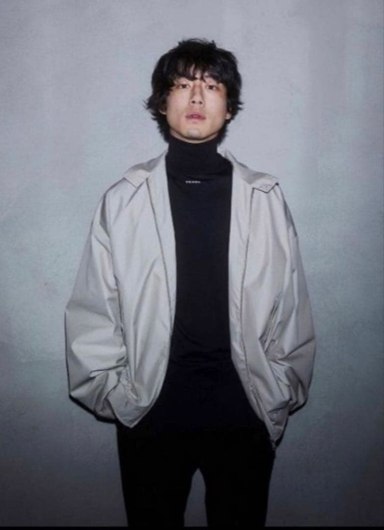 PRADA FW23 ラフシモンズ　RAFSIMONS 坂口健太郎　ボンバー