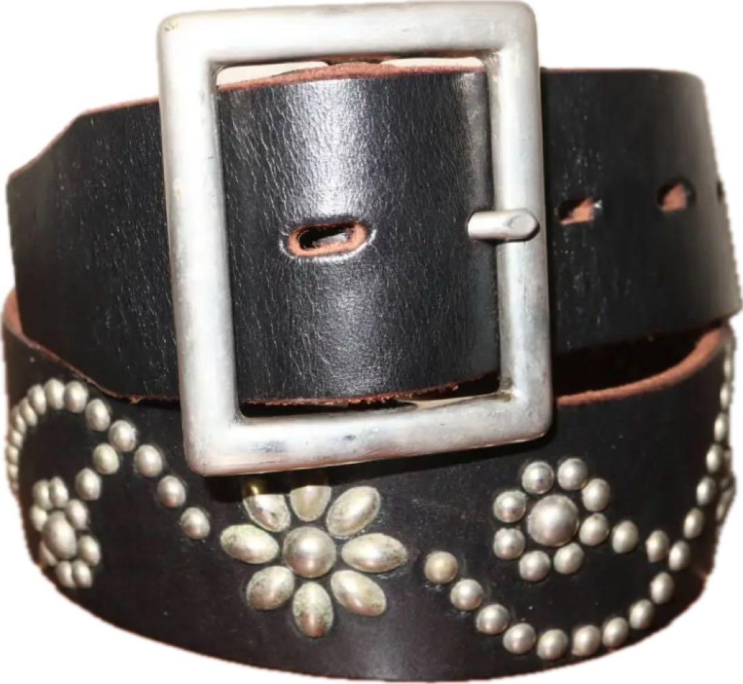 HTC　茶芯レザー　フラワースタッズベルト　32 ブラック 【美品】