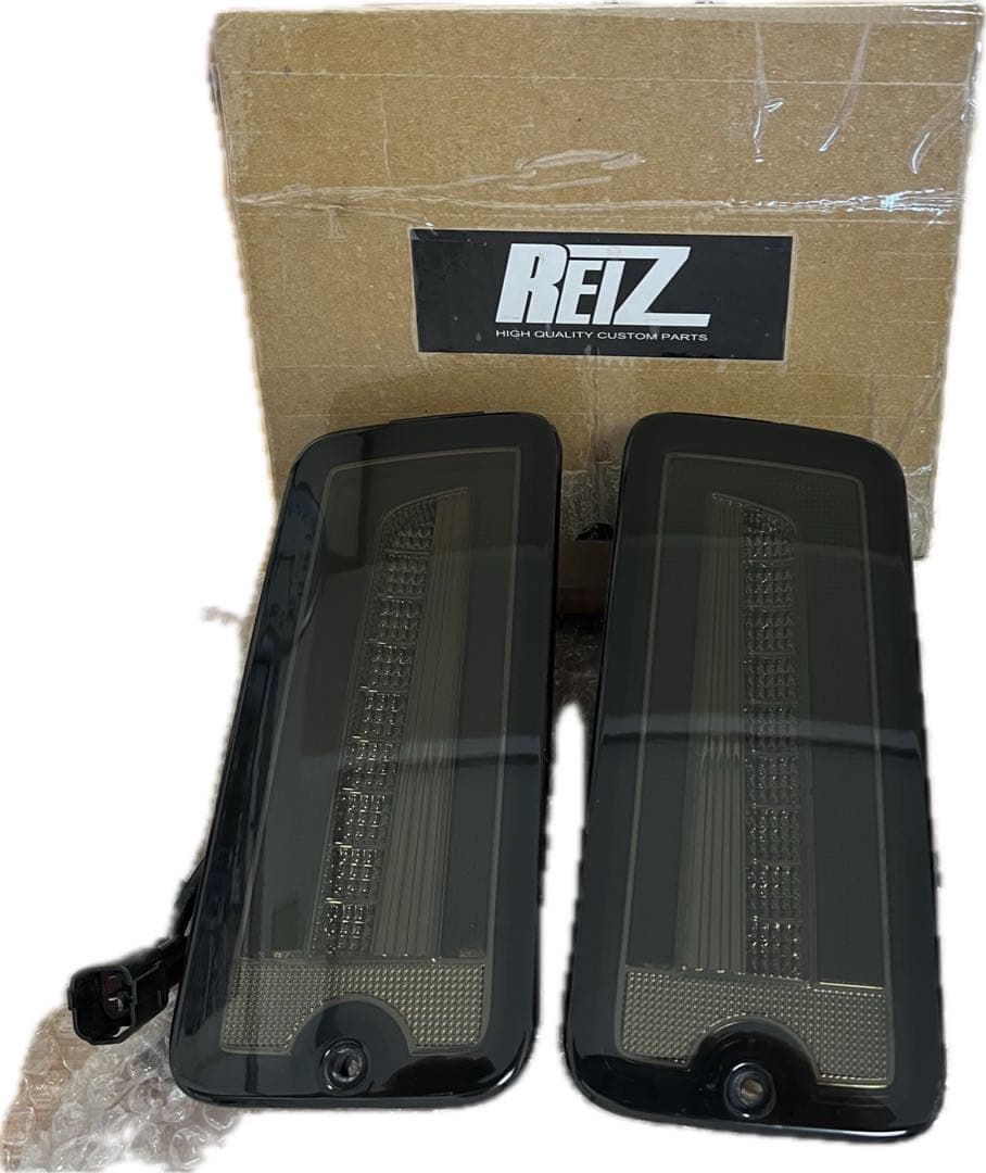 S500系 ハイゼットトラック/ジャンボ フルLEDテールランプスモークREIZ