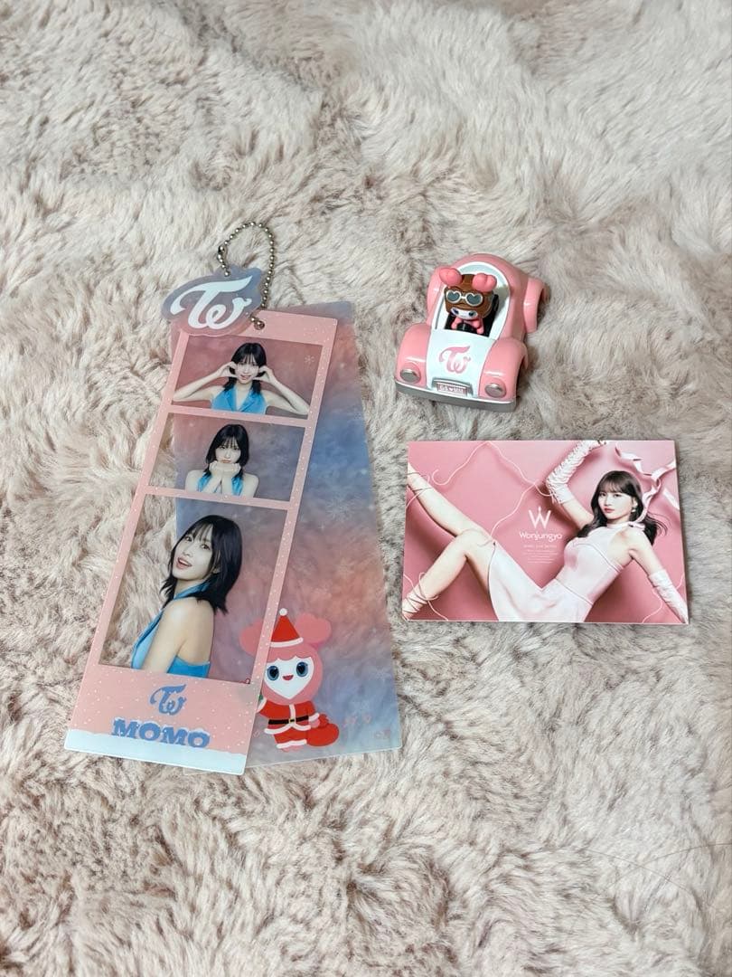 公式】TWICE MOMO モモ キーホルダー ポストカード モブリーガチャ