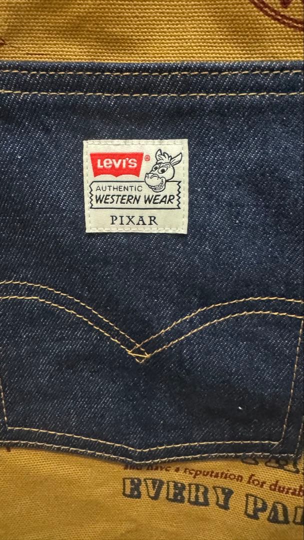 バッグ LEVI'S x Toy Story AOP Tote Bag \"Beige\"